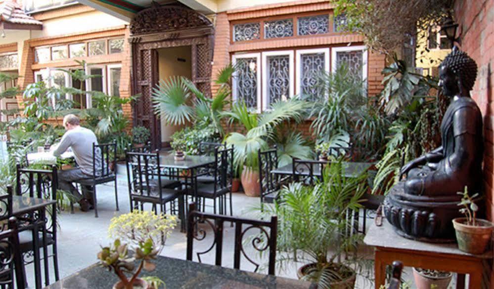 Hotel Thorong Peak Kathmandu Exteriör bild